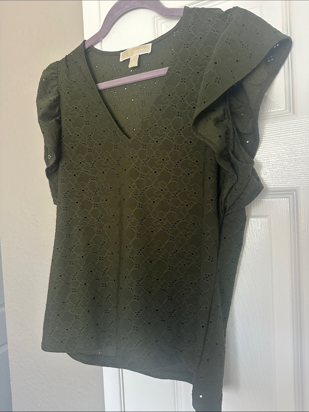 MICHAEL Michael Kors Olive Green Eyelet V-Neck Flutter Sleeve Top - Picture 4 of 6